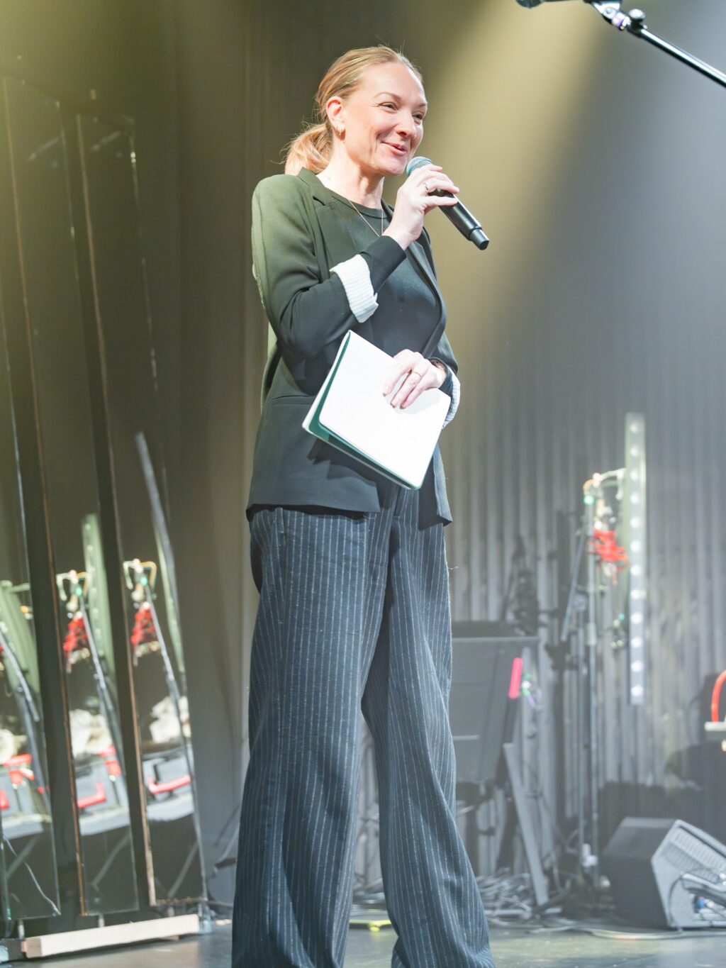 Instagram post from createme.uia. This post is in position 2.